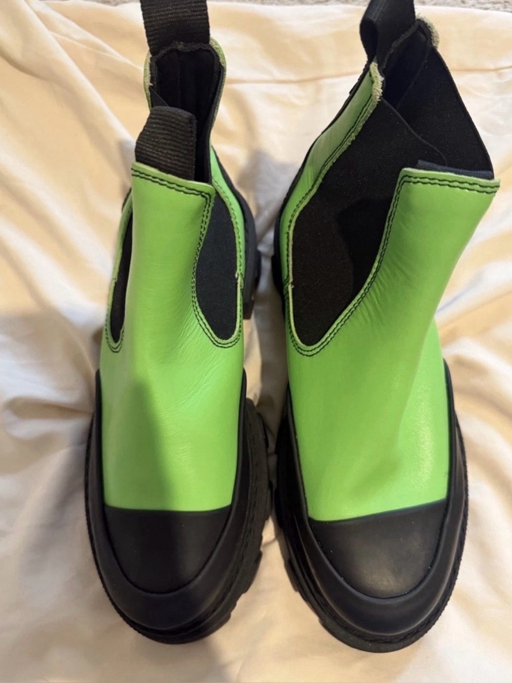 Green Chelsea  Slip-On Boots thick rubber sole for the rain and leather 38 ganni